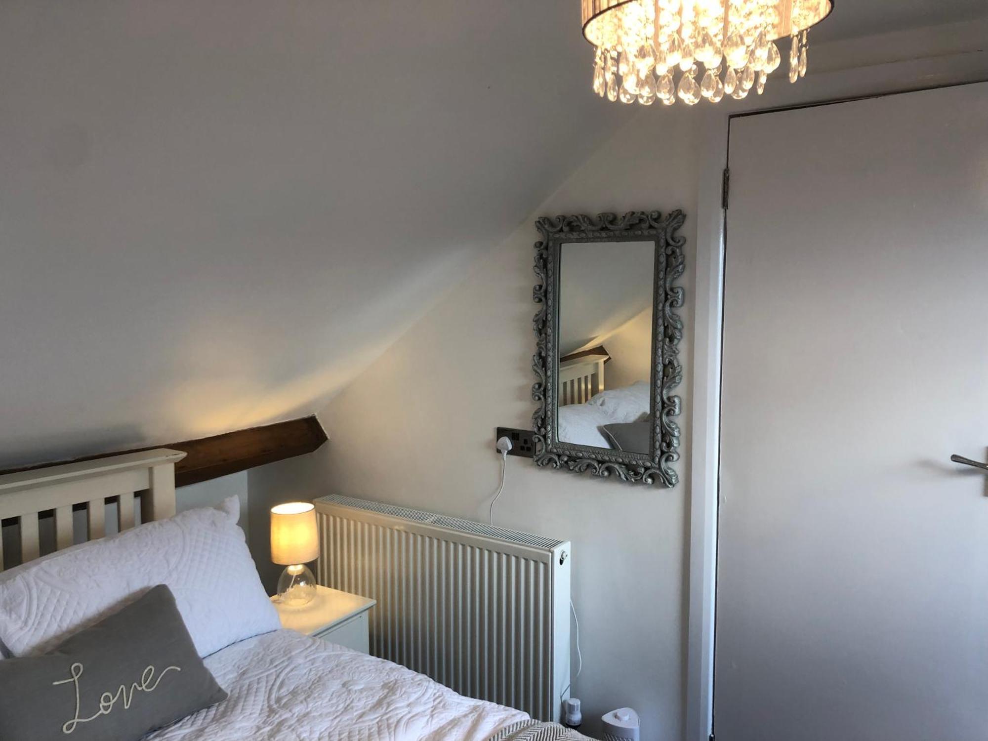 Granby House Apartments, 3, In The Old Town, Free On Street Parking Included