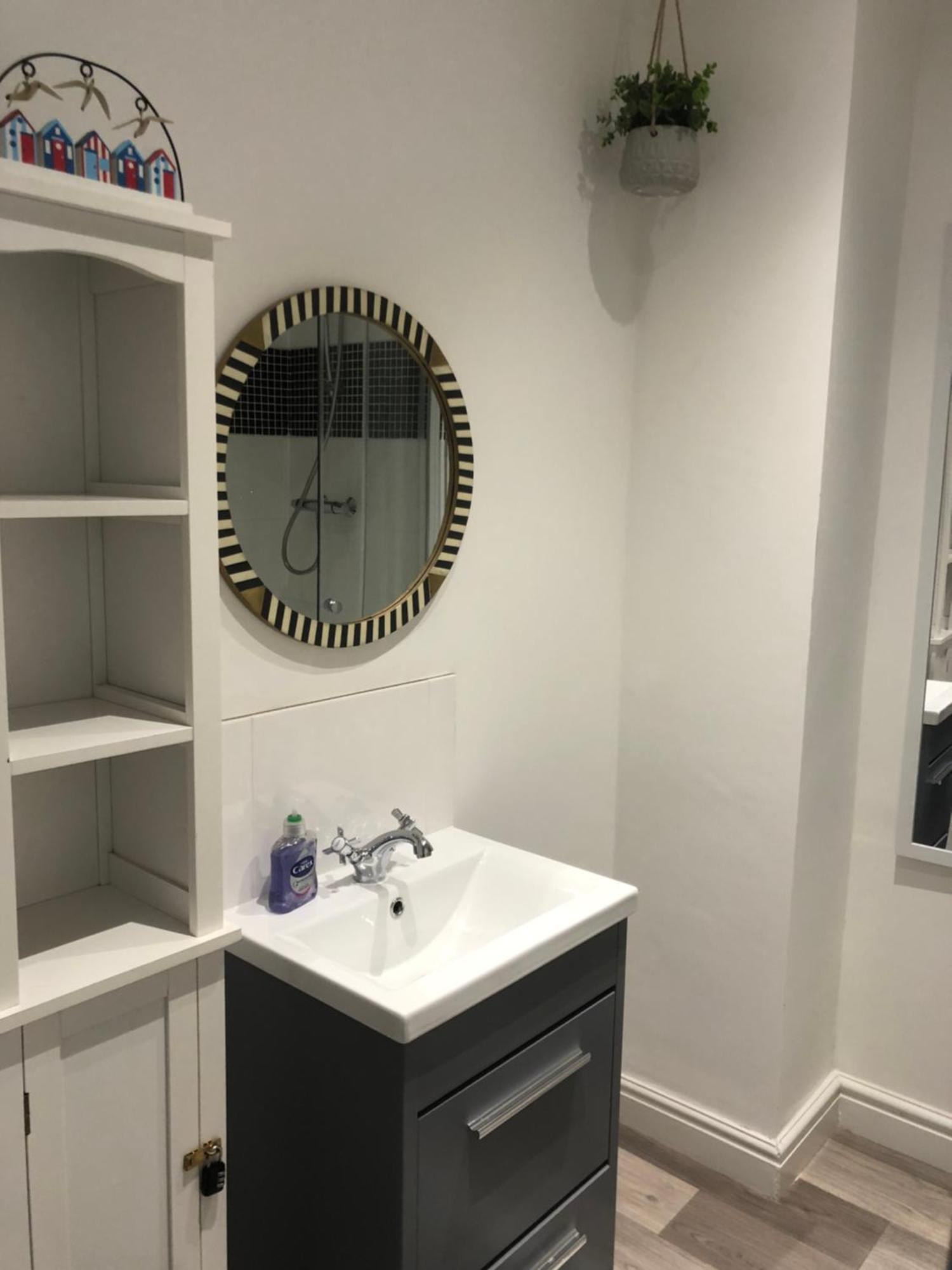 Granby House Apartments, 3, In The Old Town, Free On Street Parking Included *